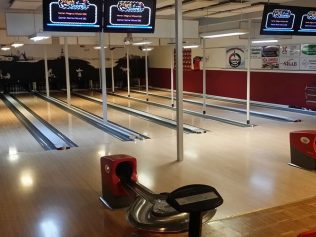 bowling bowling